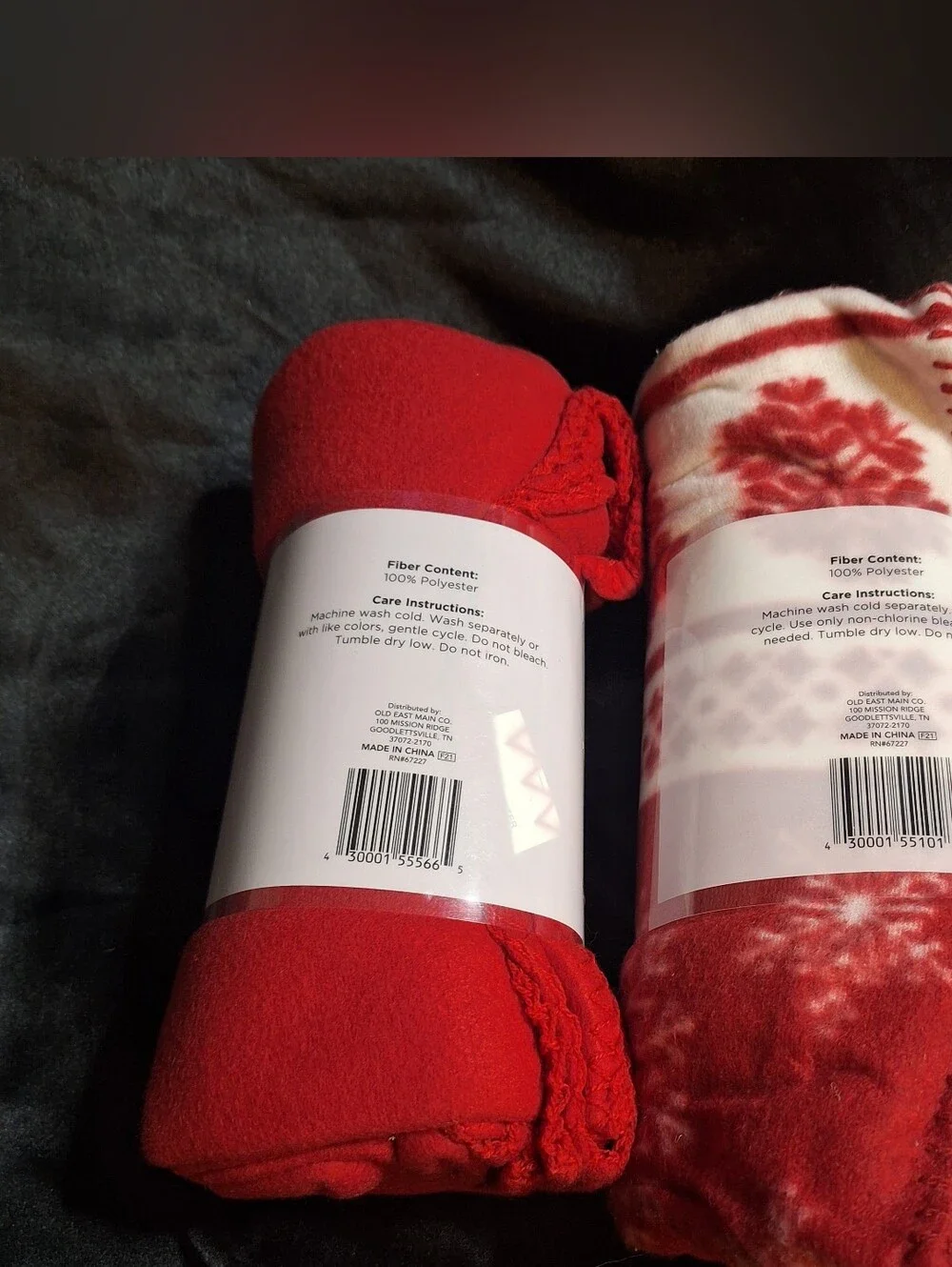 2 Fleece Blankets~Travel Throws~50in×60in~Red~Snowflakes~Fall~Winter